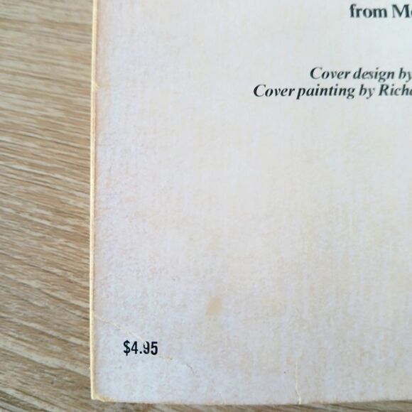 The Flame Trees of Thika : Memories of an African Childhood by Elspeth Huxley - Picture 7 of 9